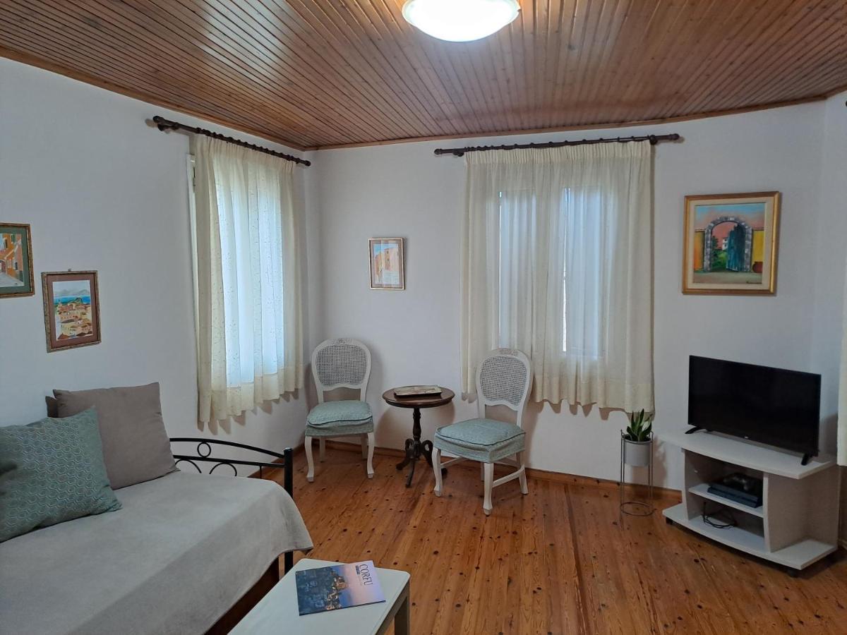 Mary'S Art House In The Center Of Old Town Apartment Corfu  Exterior photo